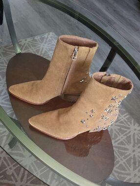 Tan Leather Bootie Star Studs
